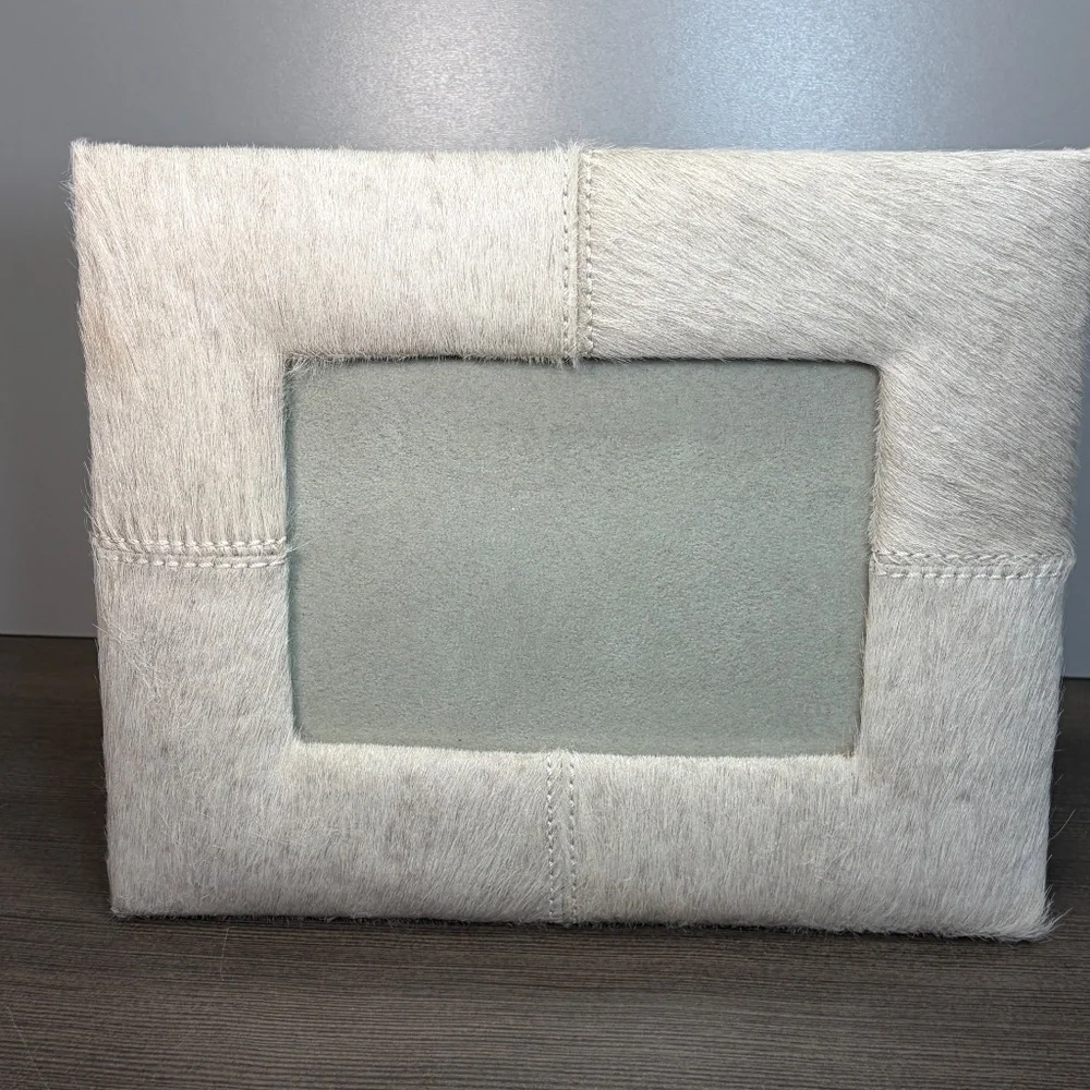 Set of 2 Gray Cream Natural Cowhide Photo Picture Frame 8 x 10. 9.5 x 7.5 - NWOT